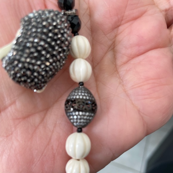 Bone beads and Chrystal necklace by Paulette - Picture 4 of 4